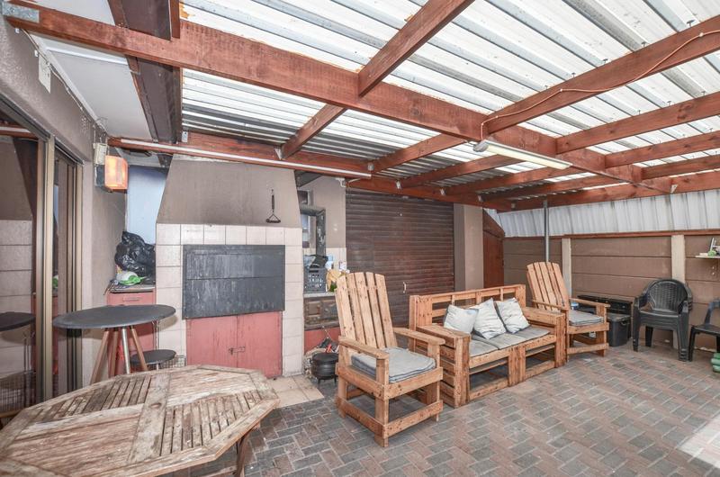 3 Bedroom Property for Sale in Glen Lilly Western Cape